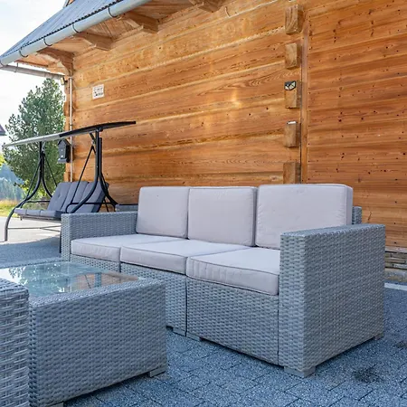 U Rejniorza Apartment Czerwienne