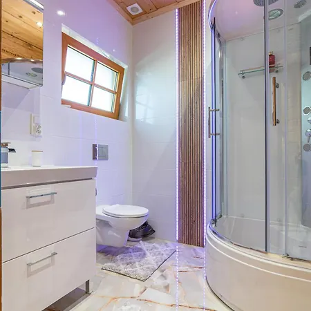 U Rejniorza Apartment Czerwienne